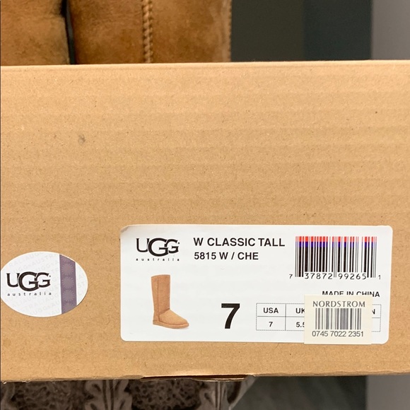 UGG Classic Tall Tan Boots Chestnut Sz 7 EUC - Picture 9 of 16